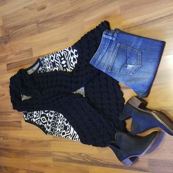 new directions Jackets & Blazers - 3/$15 or 5/$25 New Directions Black & Cream Long Aztec Print Knit Sweater Vest